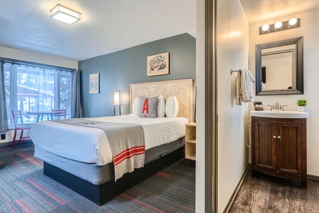 A-Lodge Boulder - Image 4