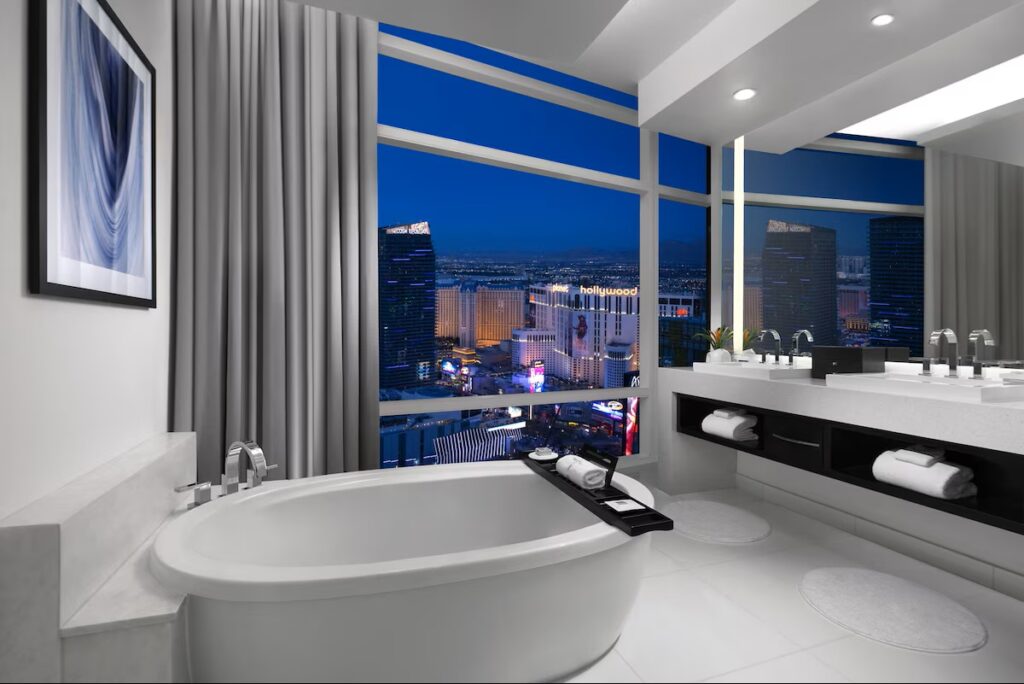 ARIA Sky Suites - Image 3