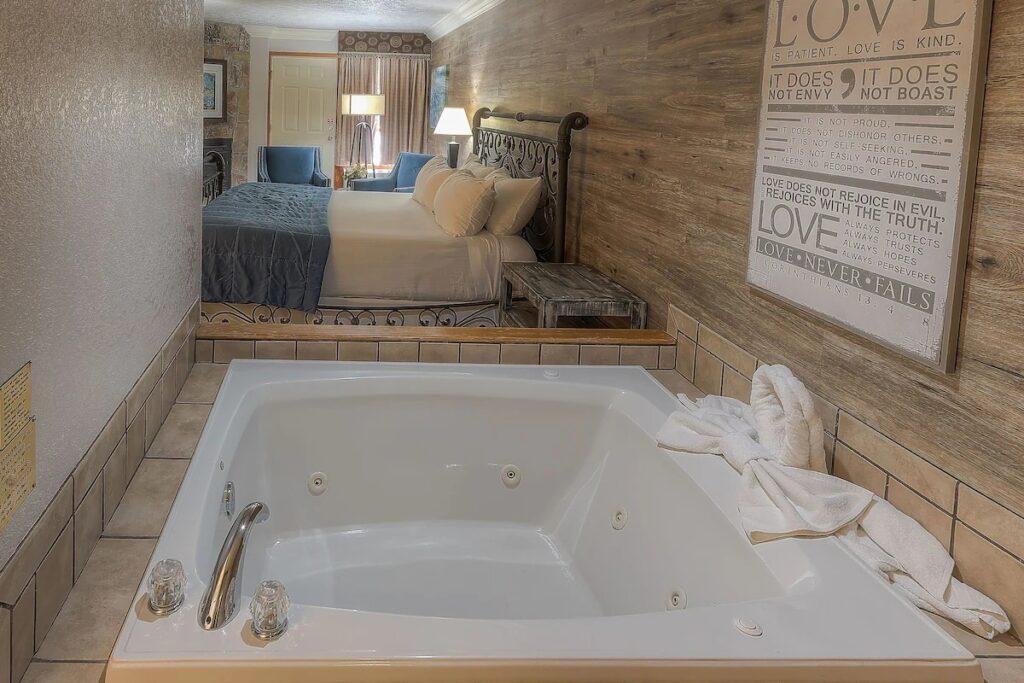 Accommodation By Willow Brook Lodge - Image 2