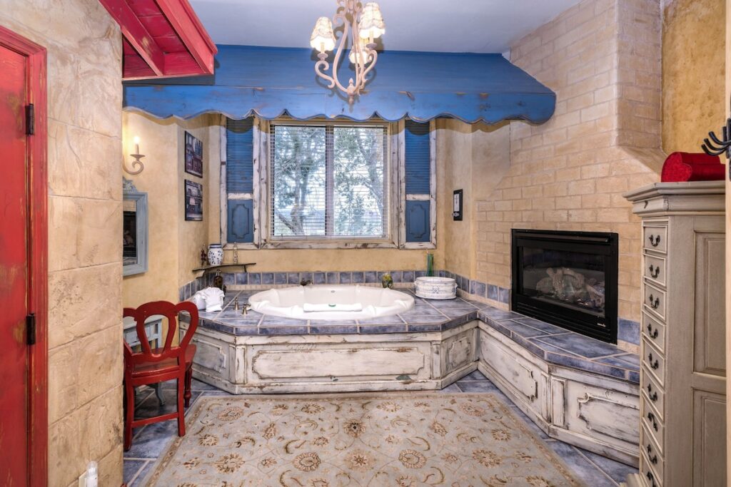 Adobe Grand Villas - Image 2