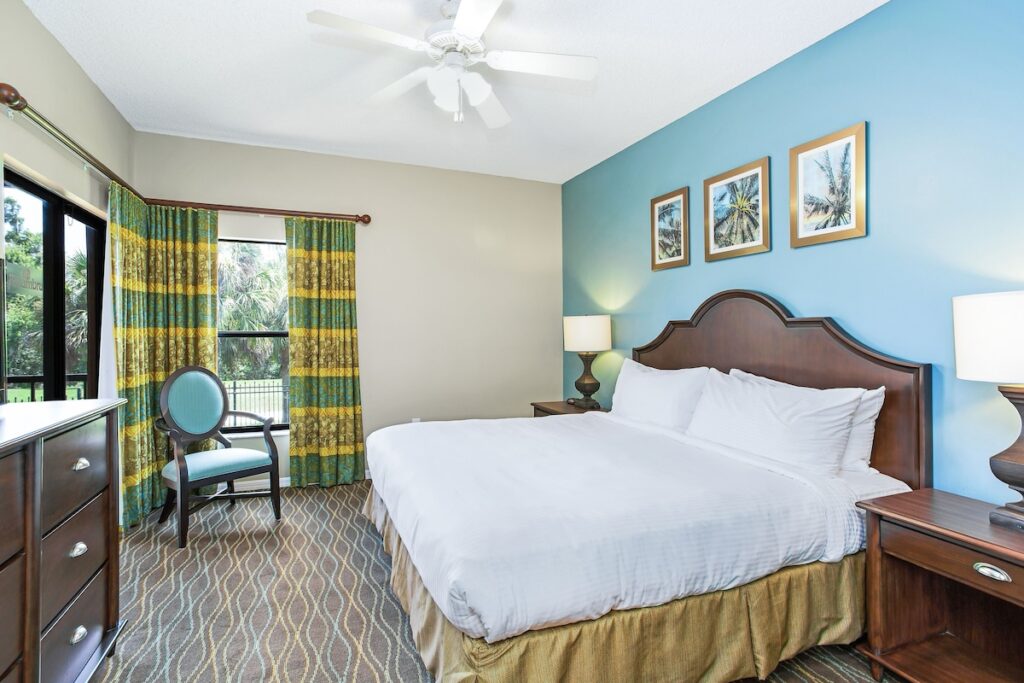 Alhambra Villas - Image 2