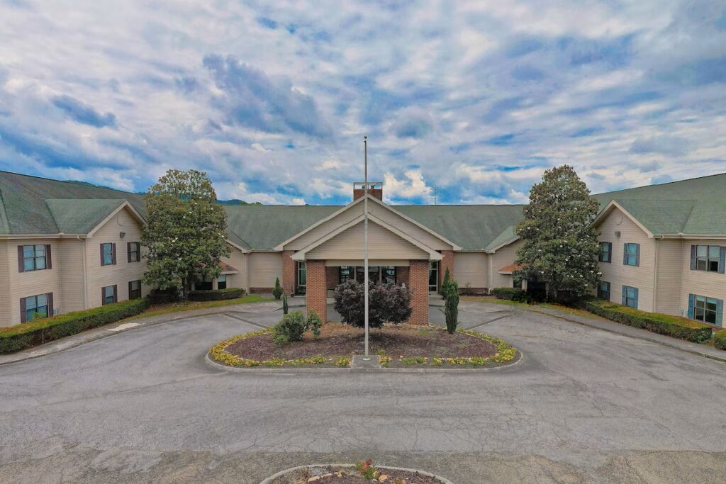 All Season Suites - Image 3