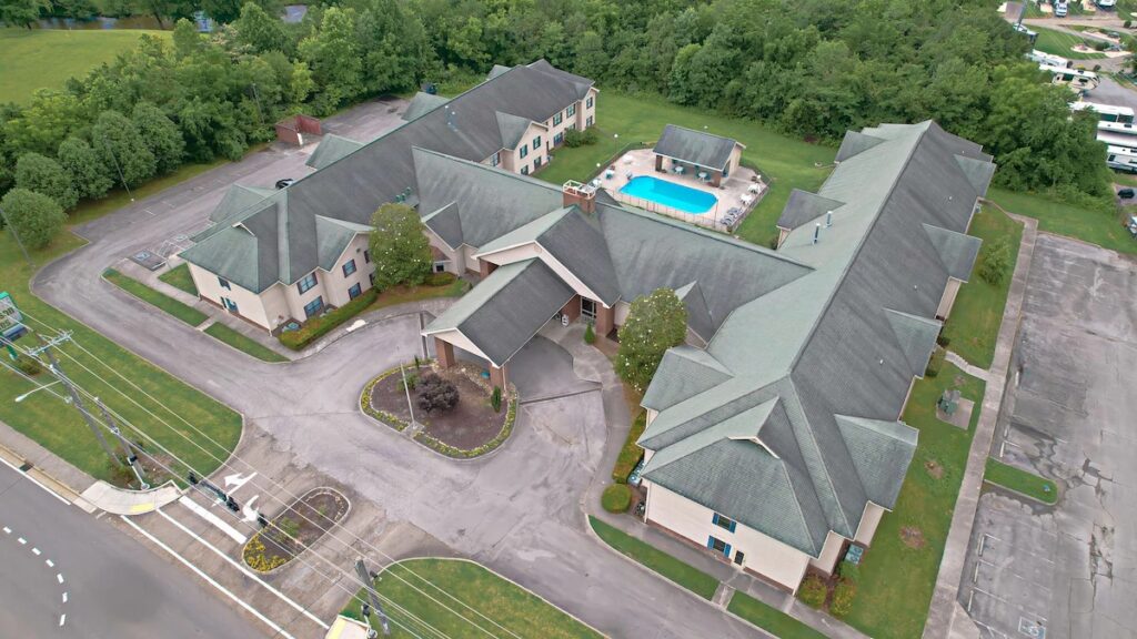 All Season Suites - Image 4