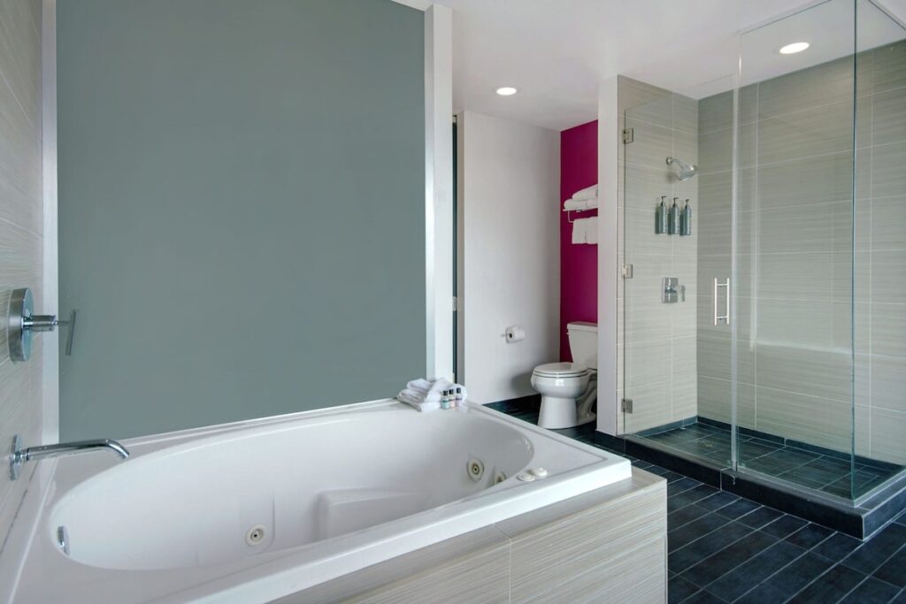 Aloft Oklahoma City Downtown – Bricktown - Image 2