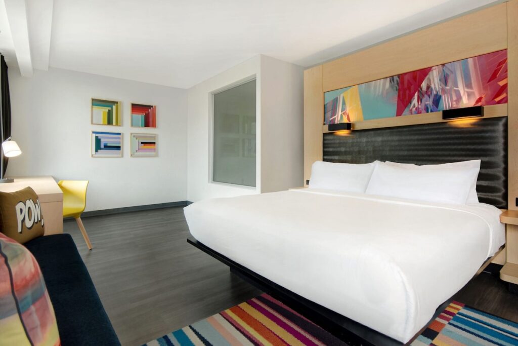Aloft Oklahoma City Downtown – Bricktown - Image 3