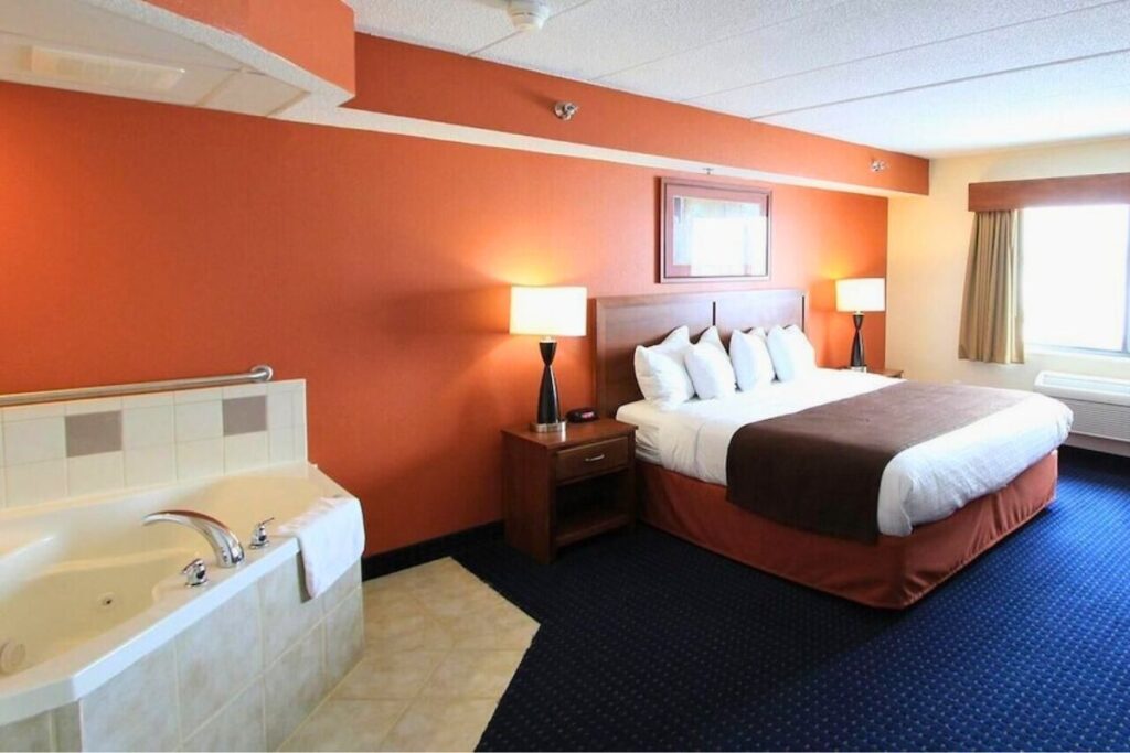 AmericInn by Wyndham Cedar Rapids Airport