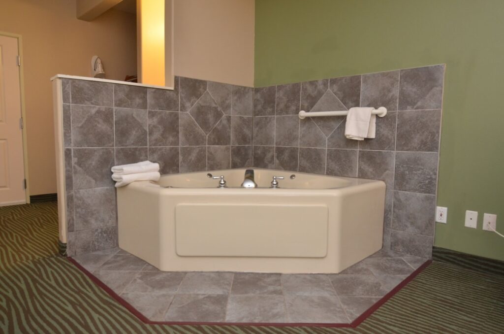 AmericInn by Wyndham Des Moines Airport