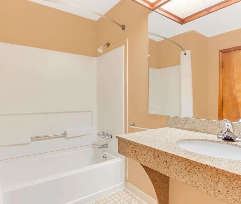 Americas Best Value Inn Aiken - Image 1