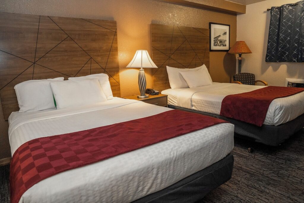 Americas Best Value Inn Lynnwood Seattle - Image 4