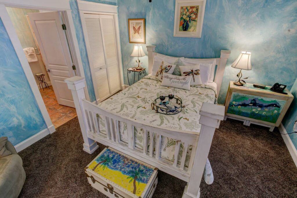 Anchor Inn NSB Bed & Breakfast - Image 4