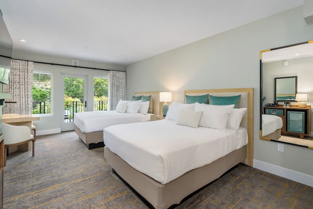 Avila Village Inn - Image 3