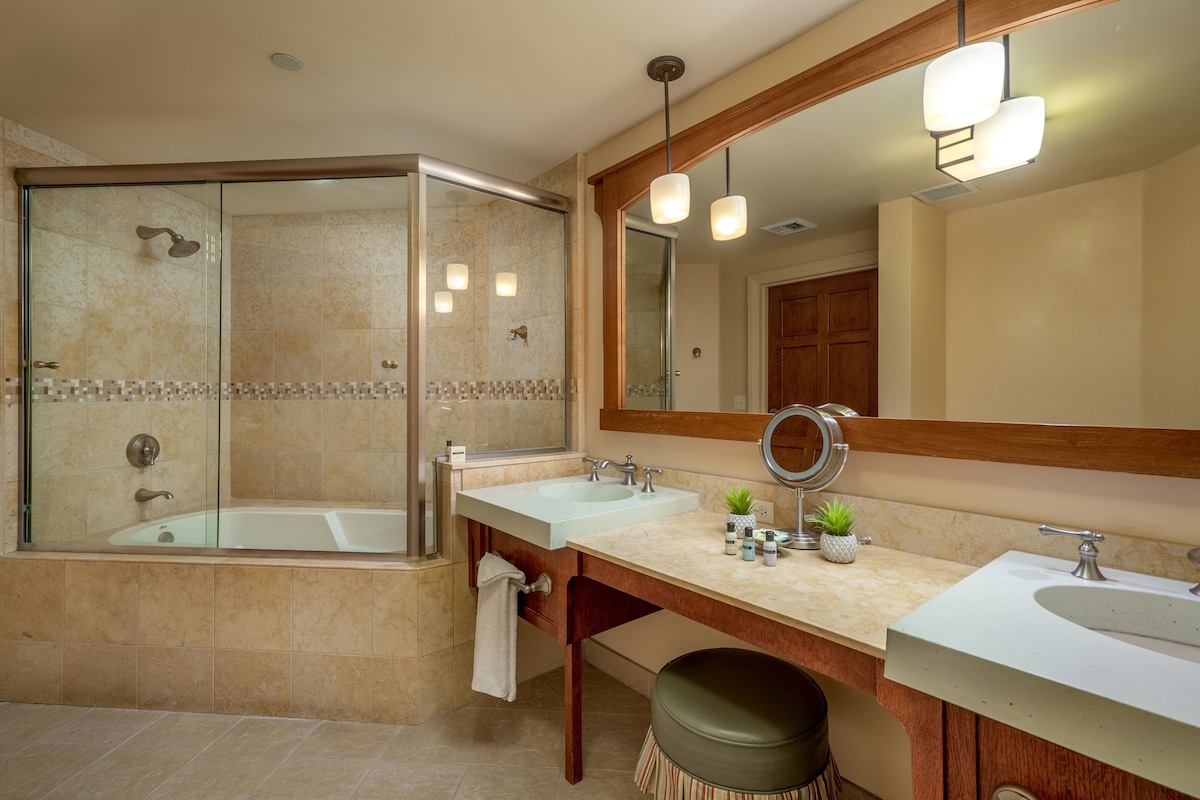Avila Village Inn featured image