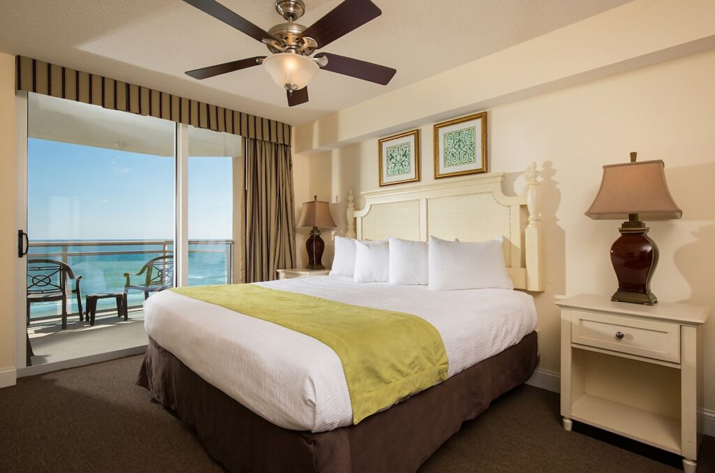Bahama Sands Luxury Condominiums - Image 3