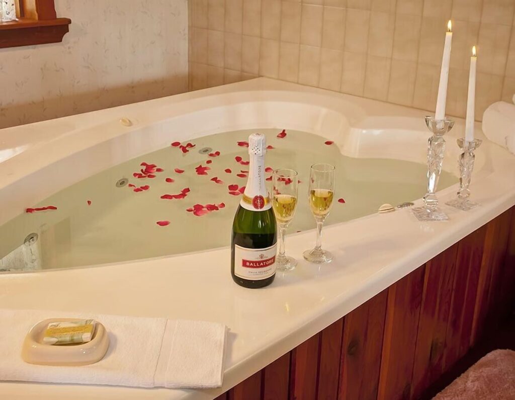 Bavarian Inn Lodge & Restaurant - Image 1