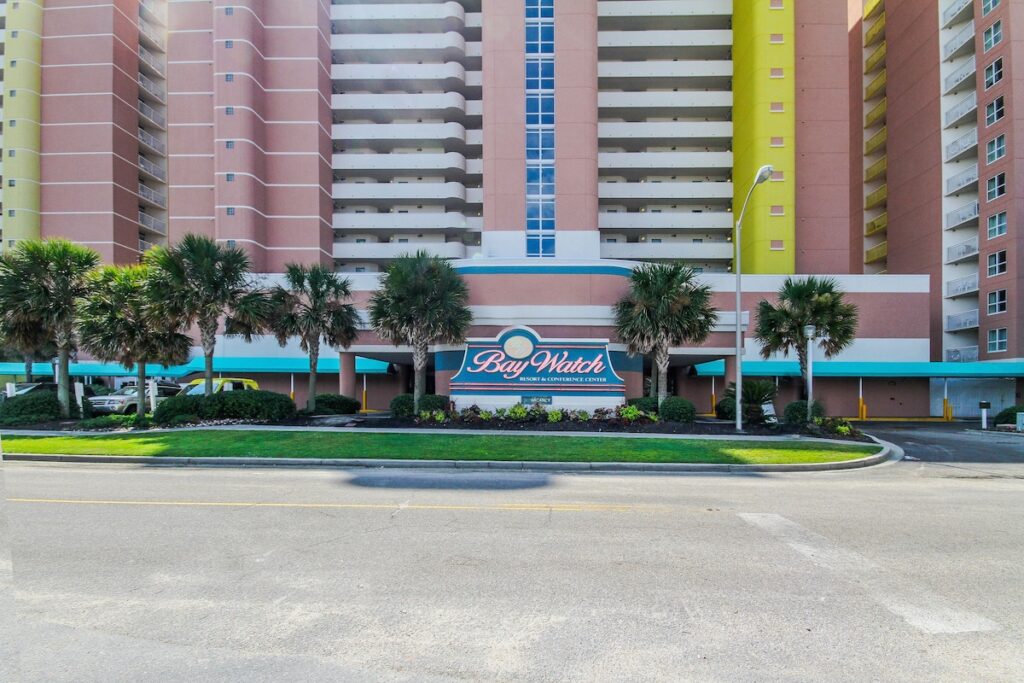 Bay Watch Resort & Conference Center - Image 2