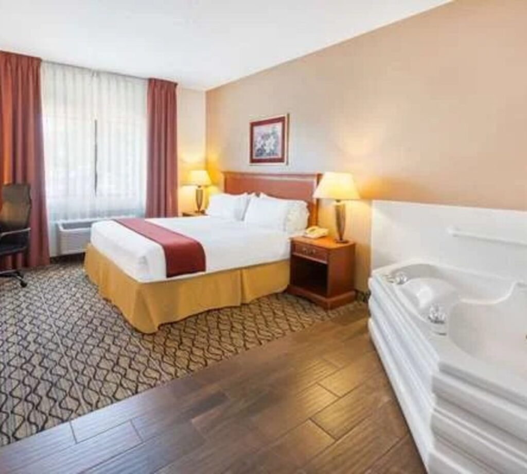 Baymont by Wyndham Chelsea - Image 2