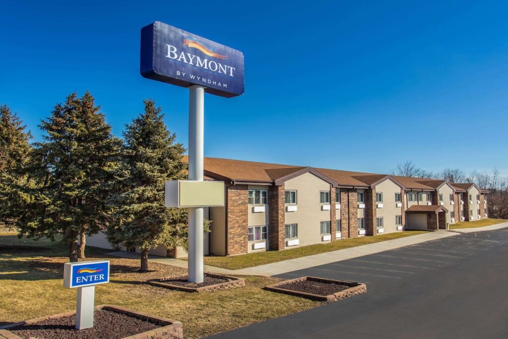 Baymont by Wyndham Joliet - Image 2
