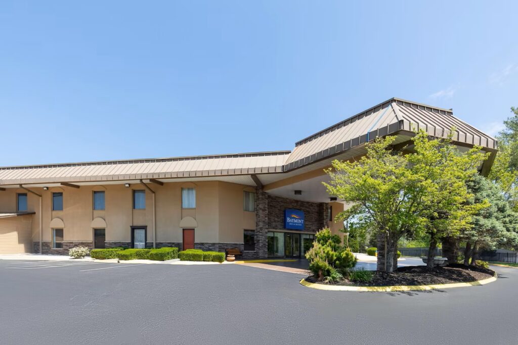 Baymont by Wyndham Knoxville I-75 - Image 4