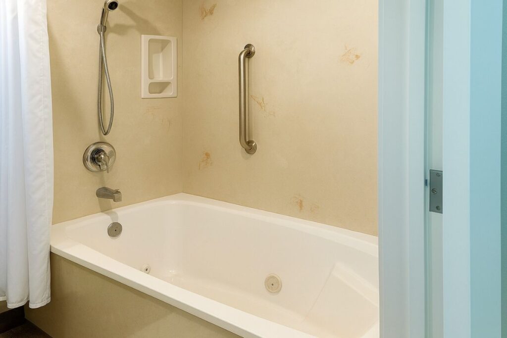 Baymont by Wyndham Modesto Salida - Image 1