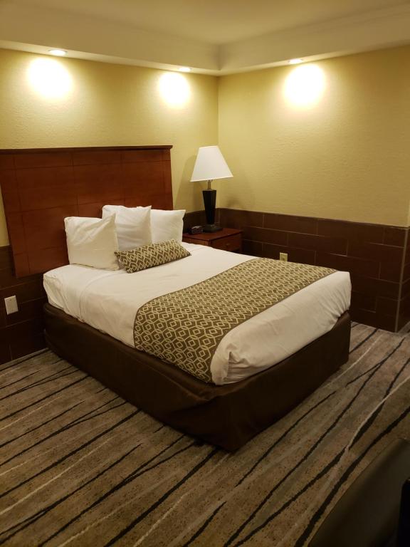 Baymont by Wyndham Pompton Plains/wayne - Image 4