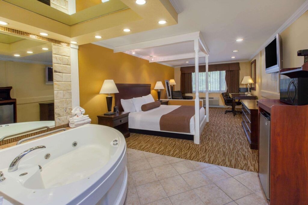 Baymont by Wyndham Pompton Plains/wayne - Image 1