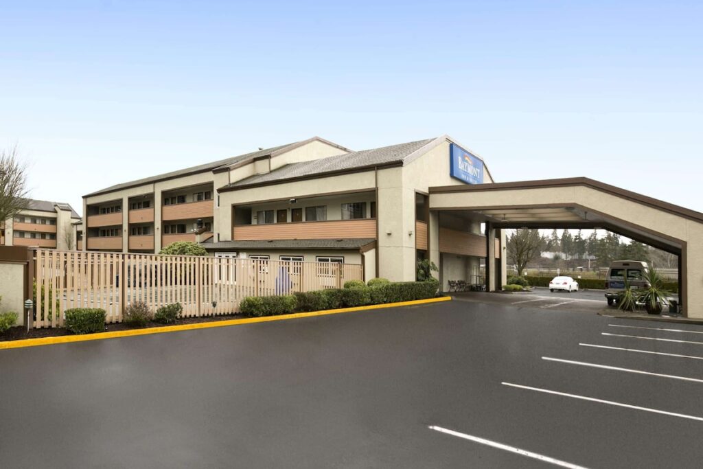 Baymont by Wyndham Seattle/Kirkland WA - Image 5