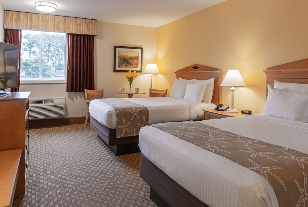 Bayside Resort Hotel - Image 4