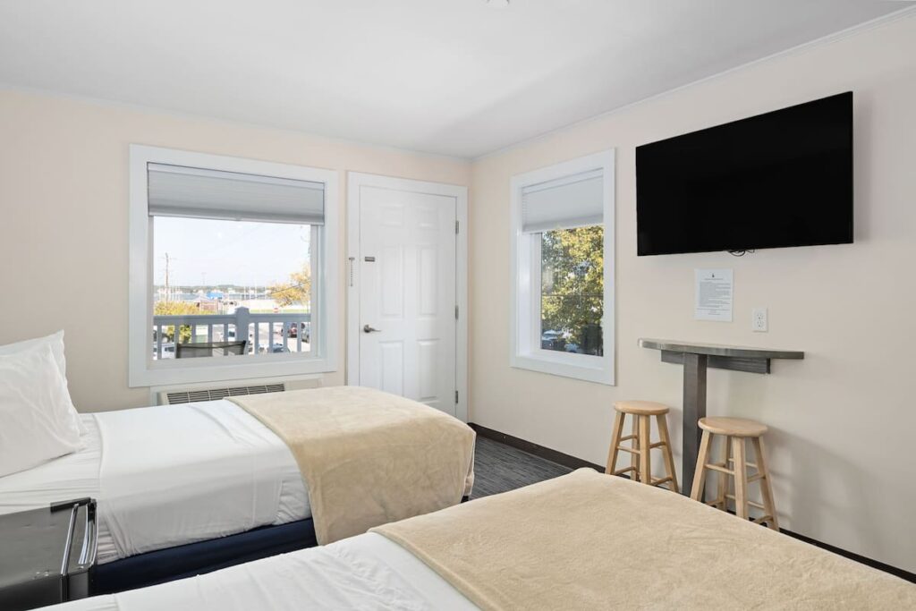 Beach Bum Inn - Image 4