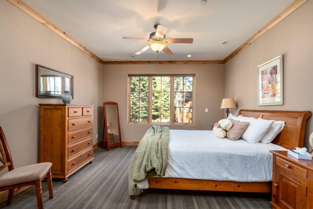 Bear Valley Vacation Condos by RedAwning - Image 2