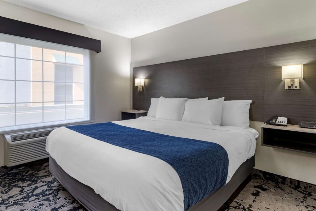 Best Western Allatoona Inn & Suites - Image 4