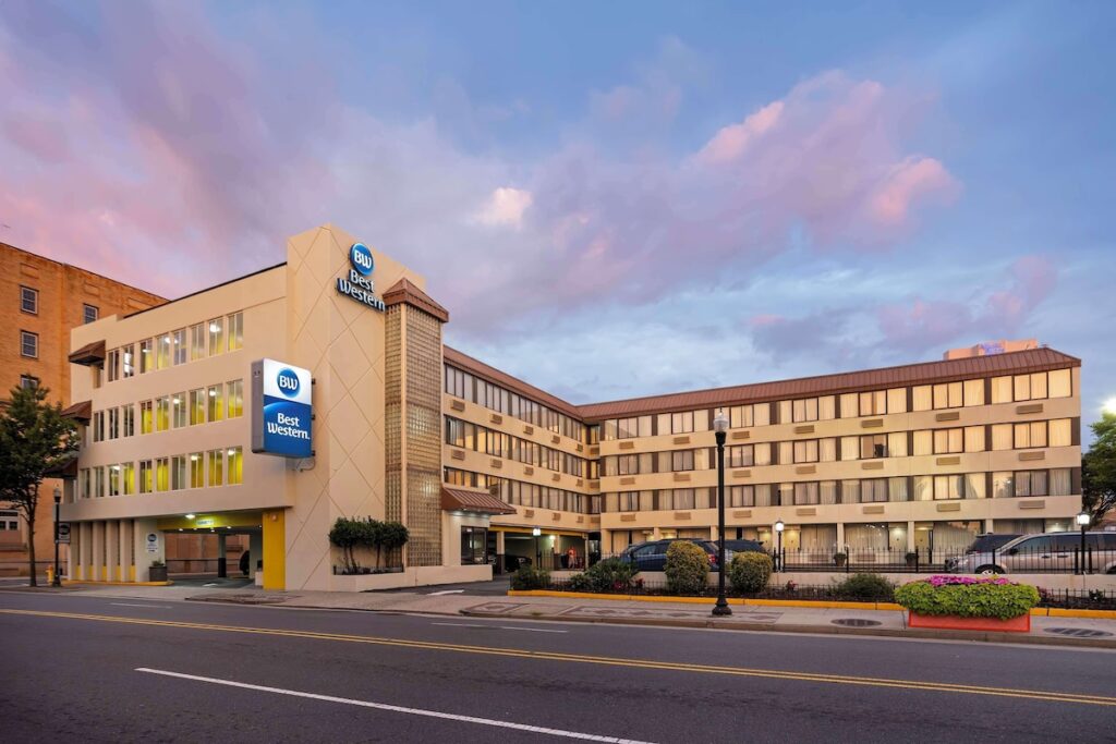 Best Western Atlantic City Beach Block - Image 5