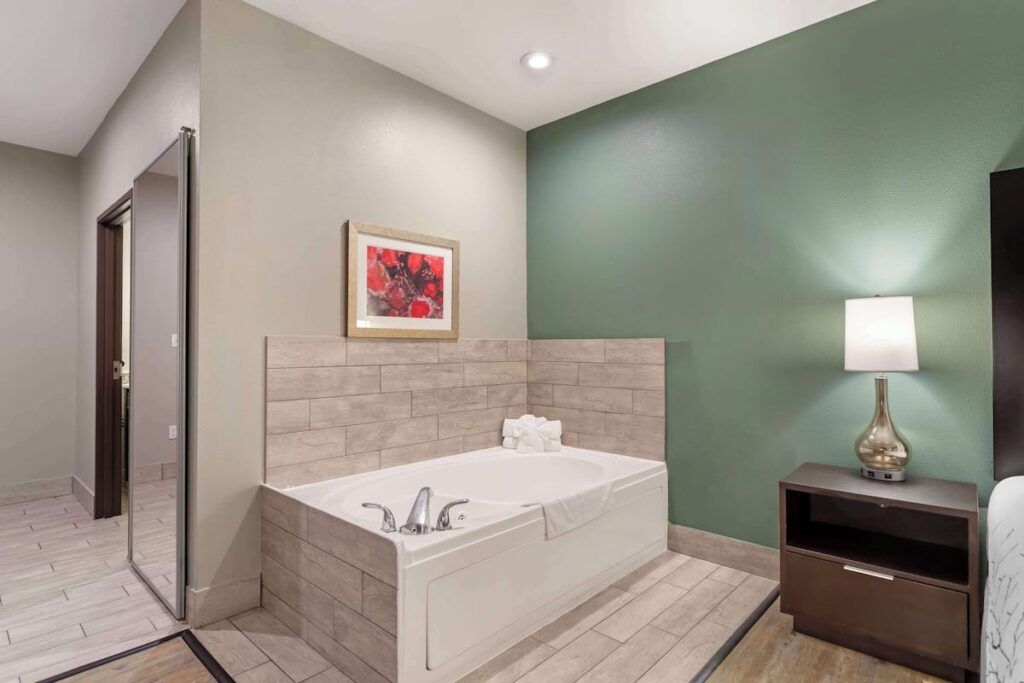 Best Western Casino Inn - Image 2