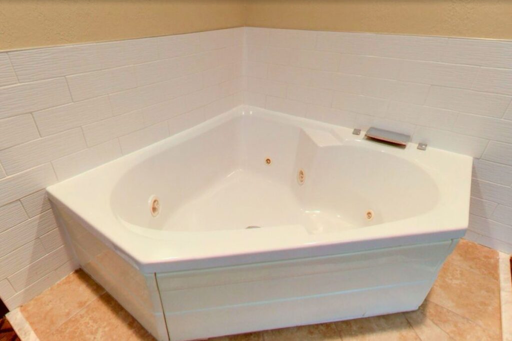 Best Western Coach House - Image 1