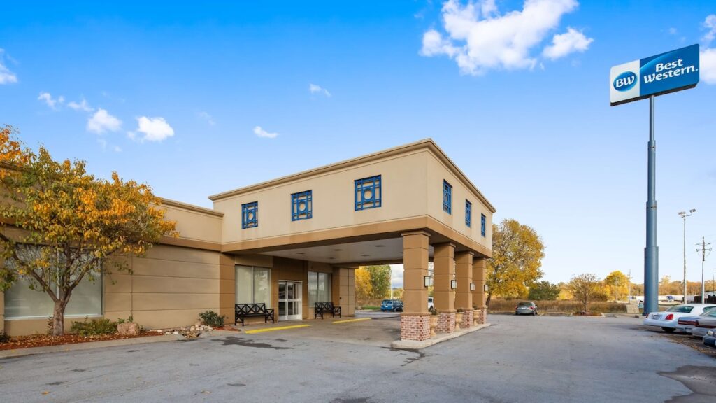 Best Western Crossroads Of The Bluffs - Image 4