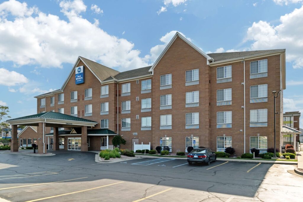 Best Western Executive Inn & Suites - Image 4