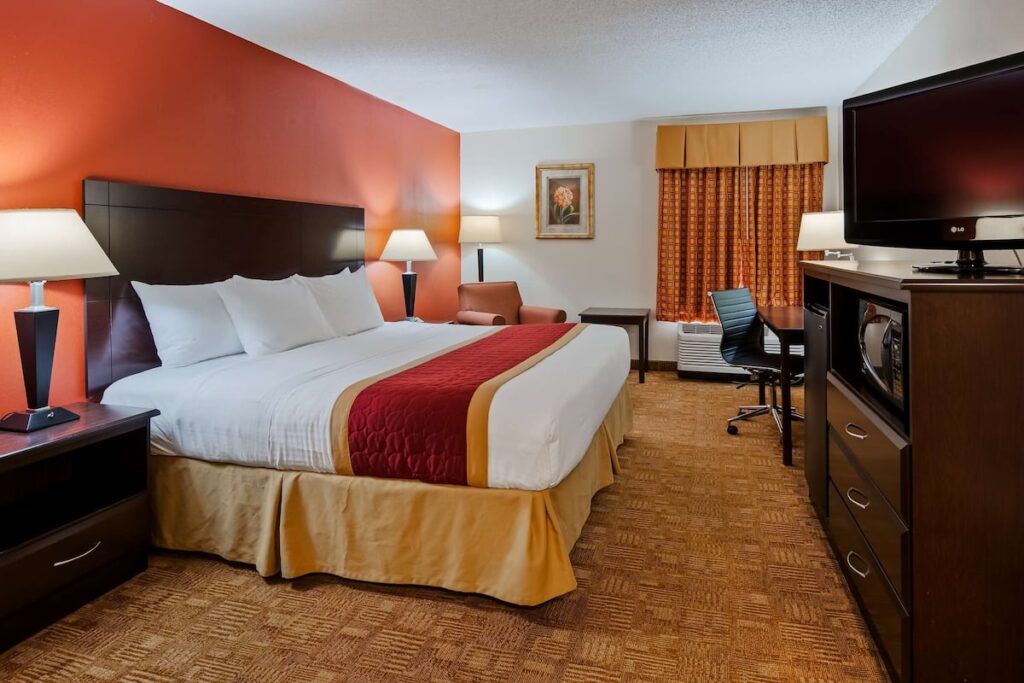 Best Western Hiram Inn & Suites - Image 3