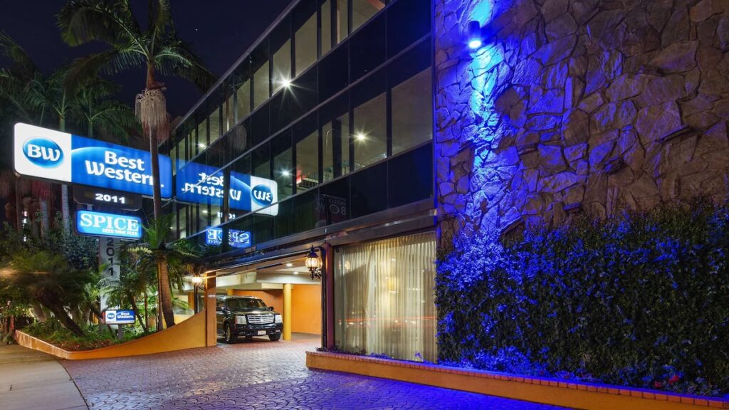 Best Western Hollywood Plaza Inn Hotel – Hollywood Walk of Fame LA - Image 2