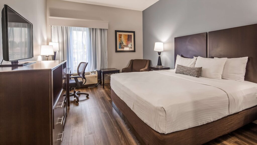 Best Western Inn Florence - Image 3