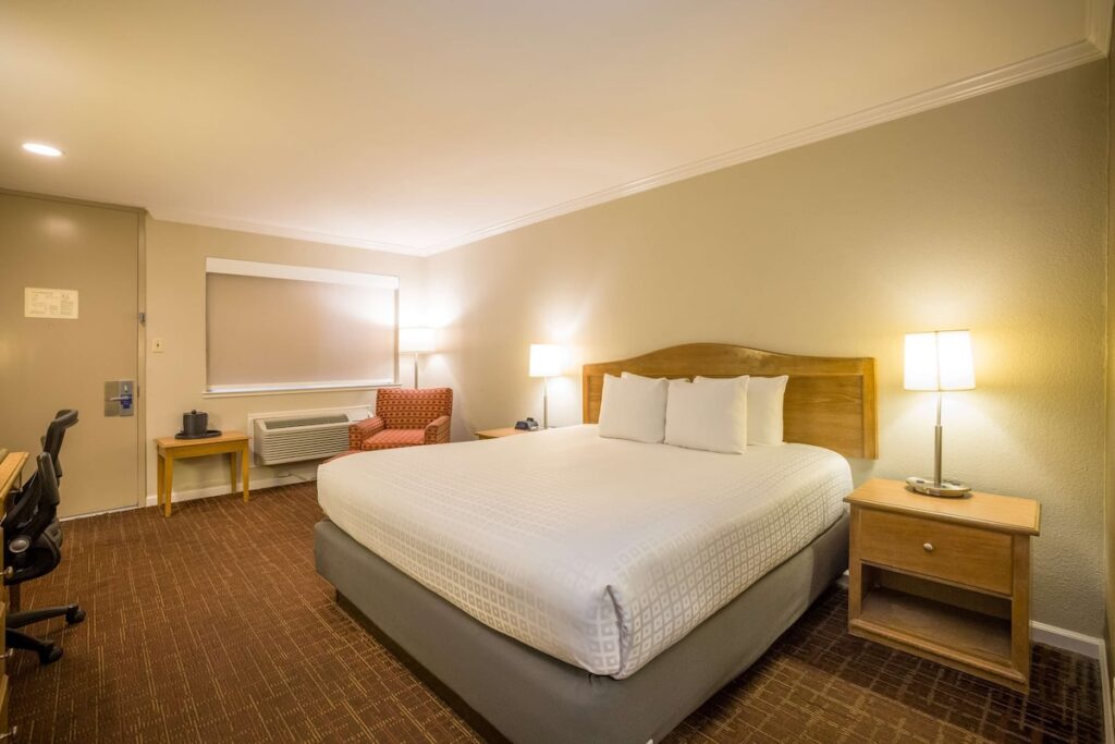 Best Western Inn - Image 3