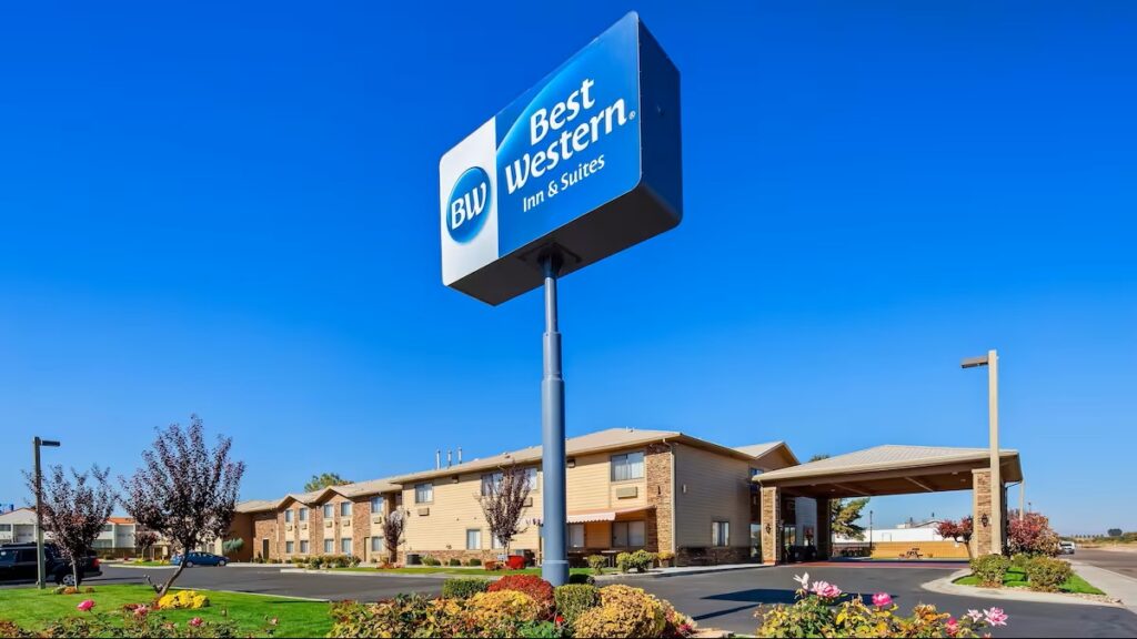 Best Western Inn & Suites - Image 2