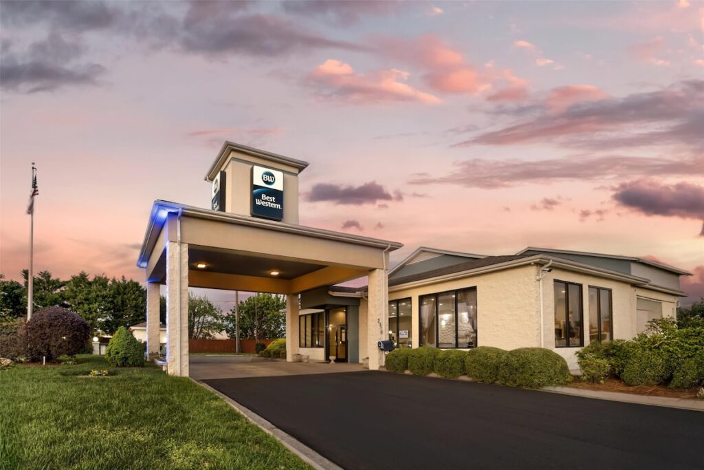 Best Western Inn & Suites – Monroe - Image 2