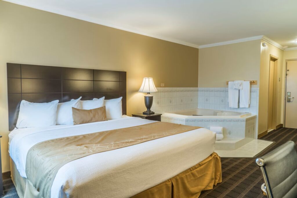 Best Western Inn & Suites - Image 1