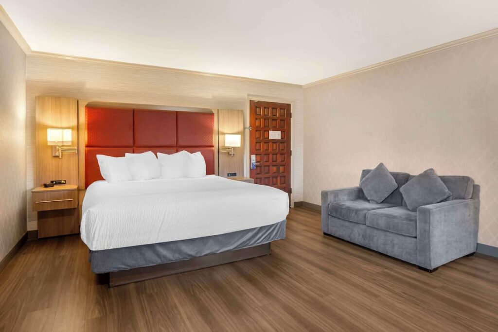 Best Western Inn - Image 4