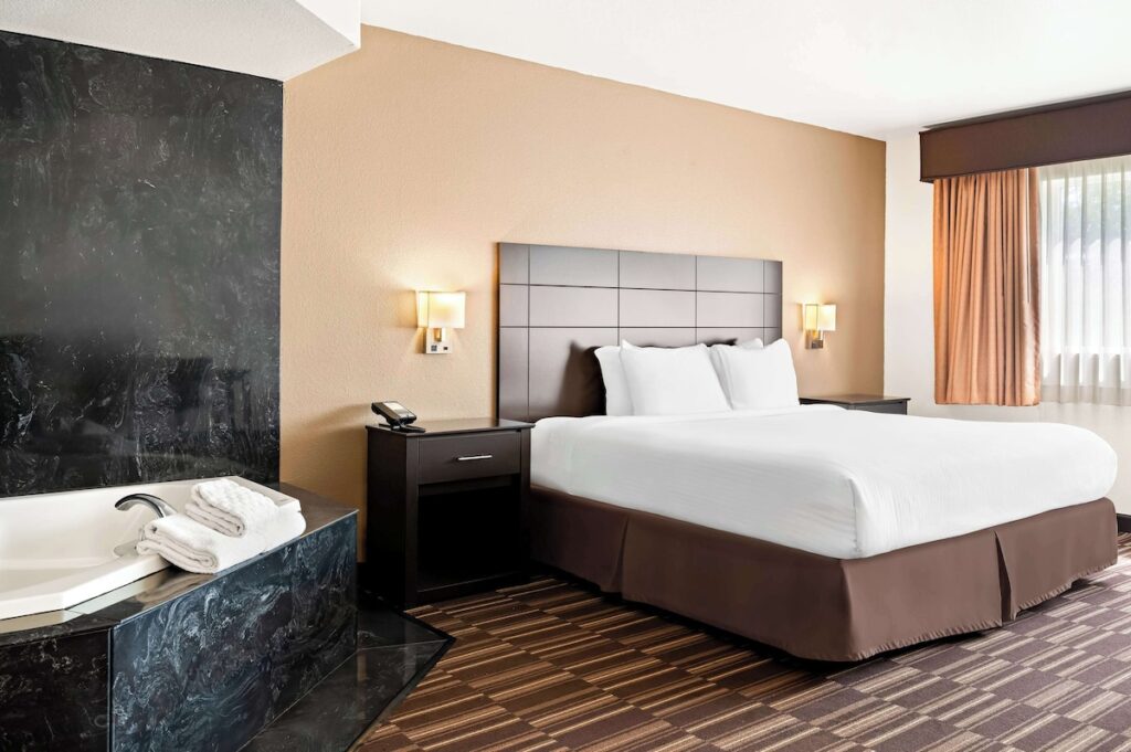 Best Western Monticello Gateway Inn - Image 4