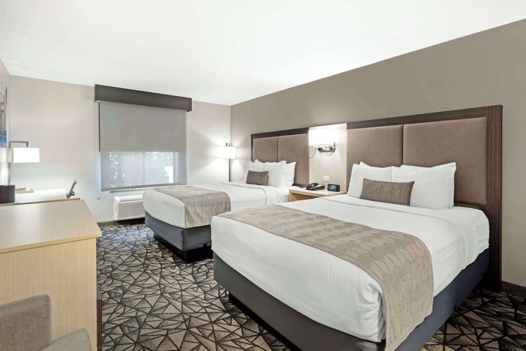 Best Western Morton Inn - Image 2