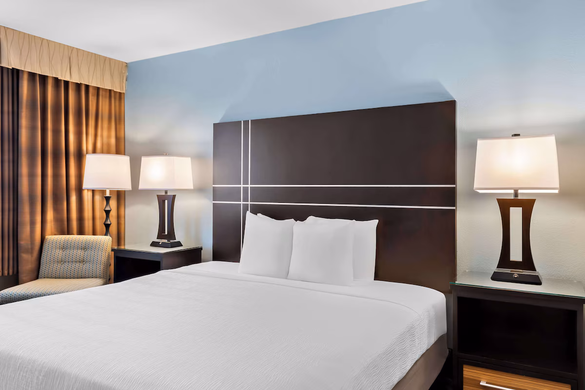 Best Western Newport Inn - Image 3