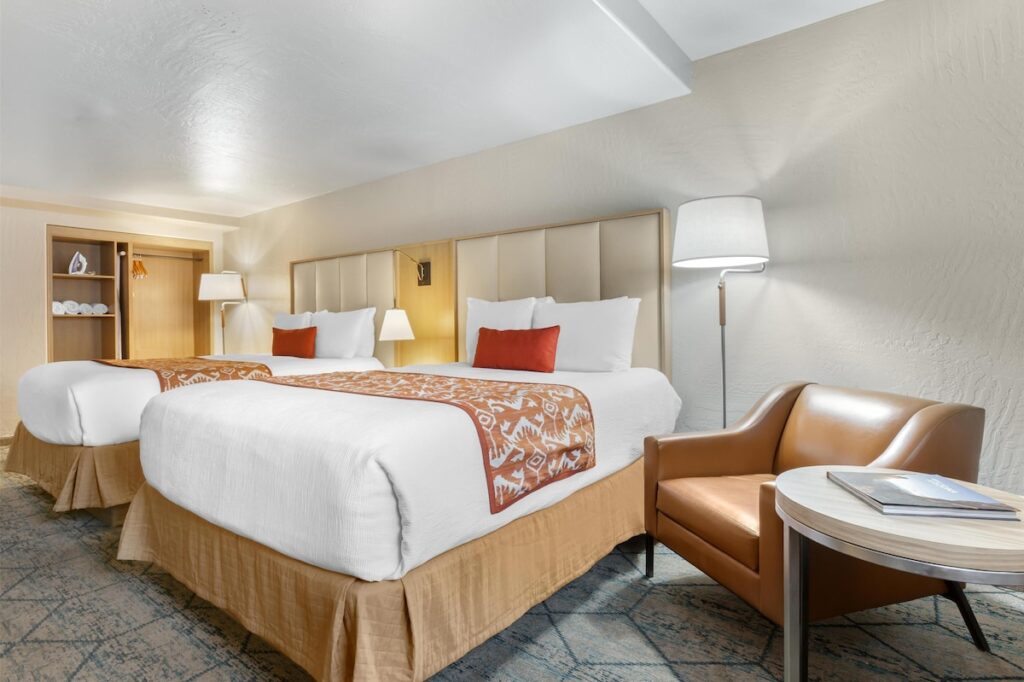 Best Western Plus Arroyo Roble Hotel & Creekside Villas - Image 3