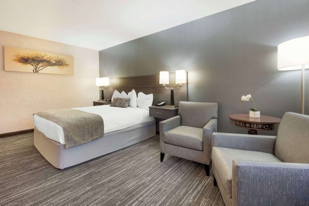 Best Western Plus City Center - Image 3