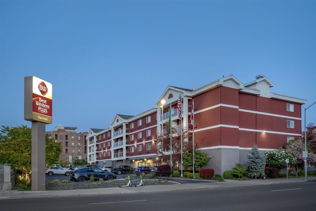 Best Western Plus City Center - Image 4