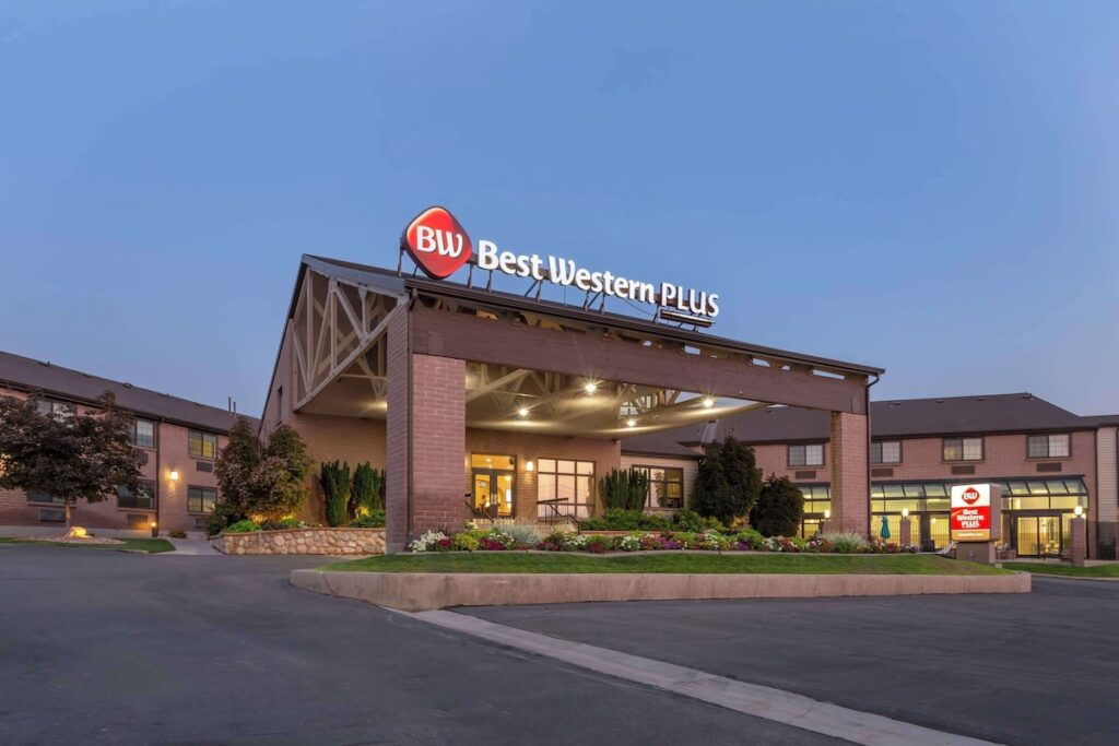 Best Western Plus Cottontree Inn - Image 5